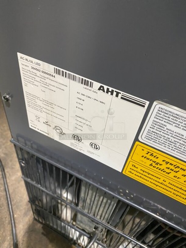 AHT Commercial Refrigerated Open Grab-N-Go Display Case! Model: ACXLULLED SN: 30456200000584 208/230V 60HZ 1 Phase - Image 8 of 9