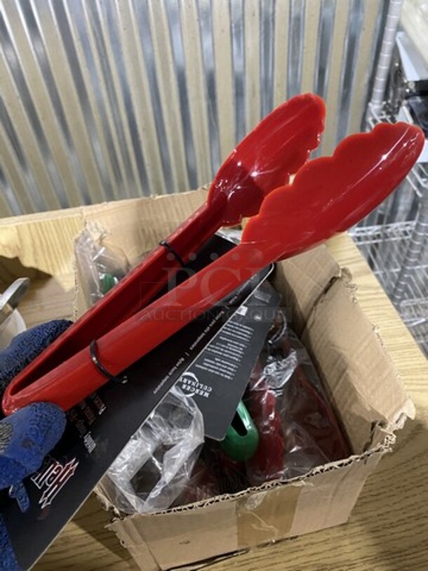 ALL ONE MONEY! New Mercer Utility Tongs - Image 4 of 4