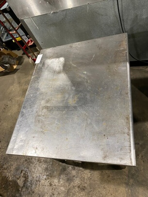 Solid Stainless Steel Equipment Stand Table! With Storage Space Underneath! On Legs! - Image 5 of 6