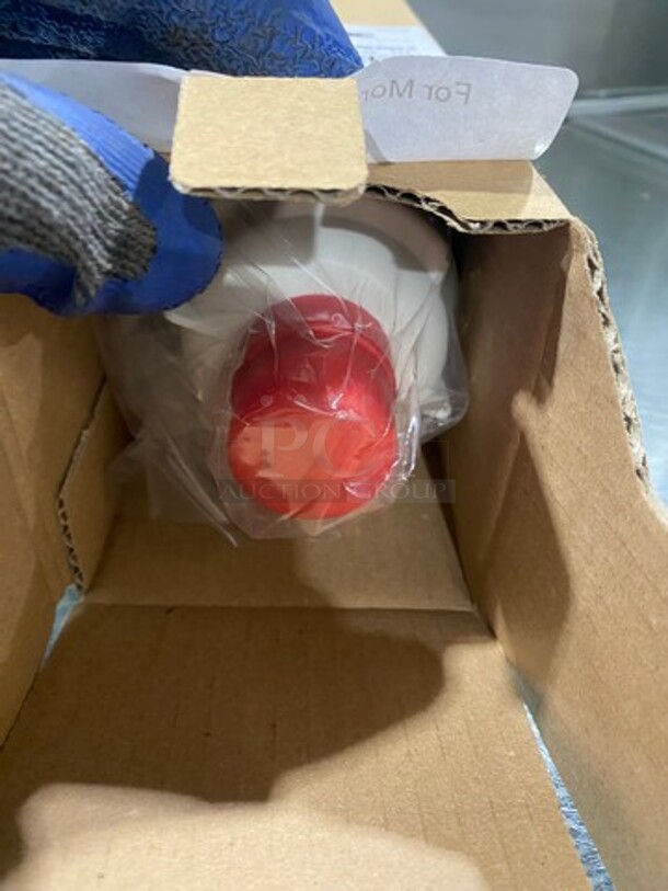 NEW! IN THE BOX! Water Filtration Replacement Cartridge! - Image 3 of 5