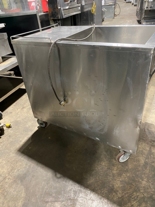 Commercial Single Bay Steam Table! With Right Side Work Top! With Storage Space Underneath! Solid Stainless Steel! On Casters! - Image 3 of 8