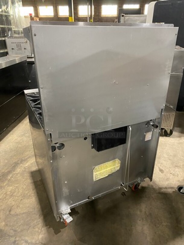 Sunfire Commercial Natural Gas Powered 6 Burner Stove! With Raised Back Splash And Salamander Shelf! With Oven Underneath! All Stainless Steel! On Casters! - Image 3 of 8