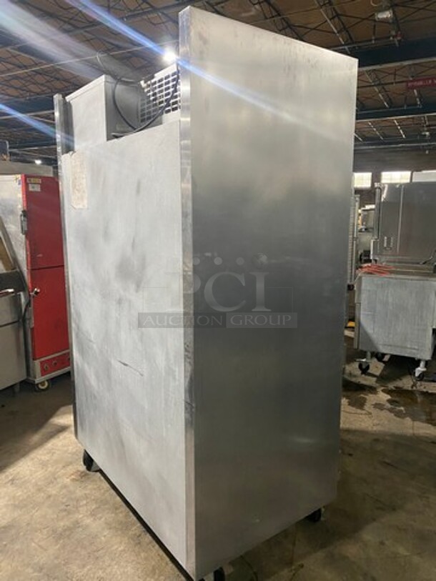 Traulsen Commercial 4 Half Door Reach In Cooler! All Stainless Steel! Model AHT232NUTHHS Serial T180251B12! 115V 1Phase! On Casters! - Image 4 of 11