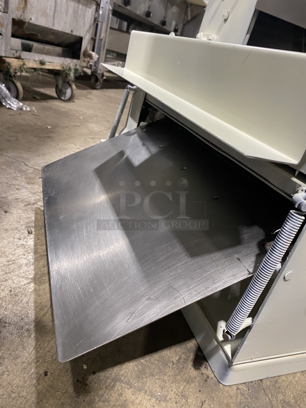 Acme Countertop Electric Powered Pizza Roller! MODEL:7 SN:7-2375 115V! - Image 8 of 9