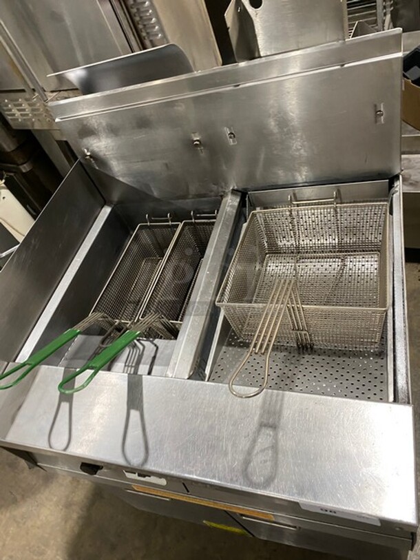 Frymaster Commercial Natural Gas Powered Deep Fat Fryer With Side Dumping Station! With Metal Frying Baskets! With Back Splash! All Stainless Steel! On Casters! Model: FM145ESC SN: 0204GH0013!
 - Image 5 of 12