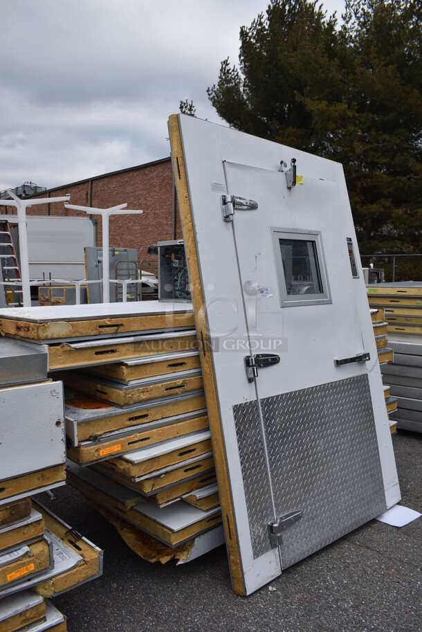 Norlake 8'x26' Walk In Box w/ 2 Doors, HTA26-87B-AE 115 Volt Condenser, Two HTA28-76B-AE 115 Volt Condenser. Does Not Have Floor. Information Provided By The Consignor But Not Verified By PCI Auctions. - Image 5 of 12