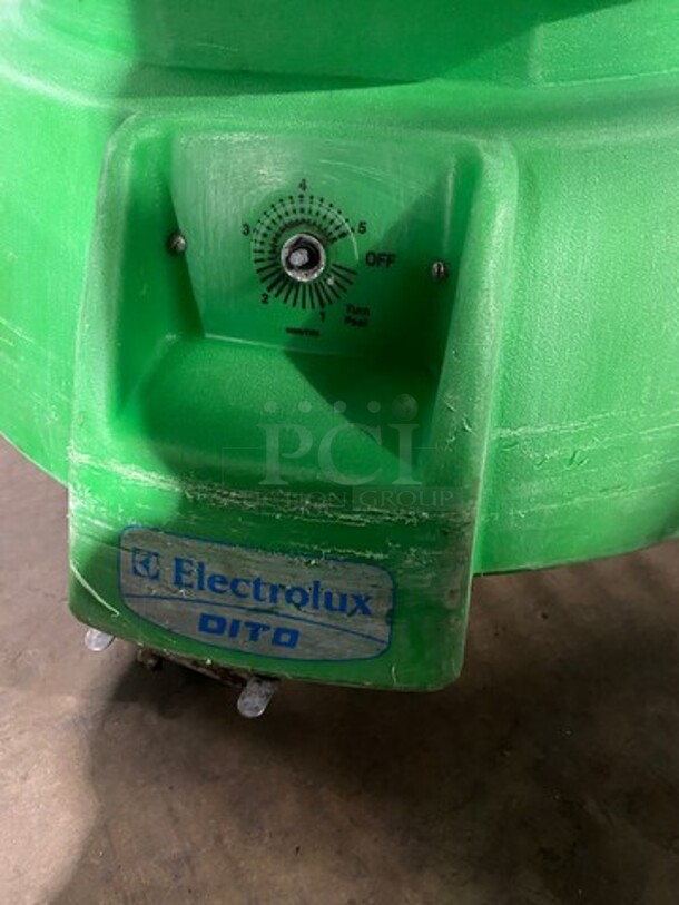 Electrolux Greens Machine Commercial Salad Spinner! - Image 6 of 9