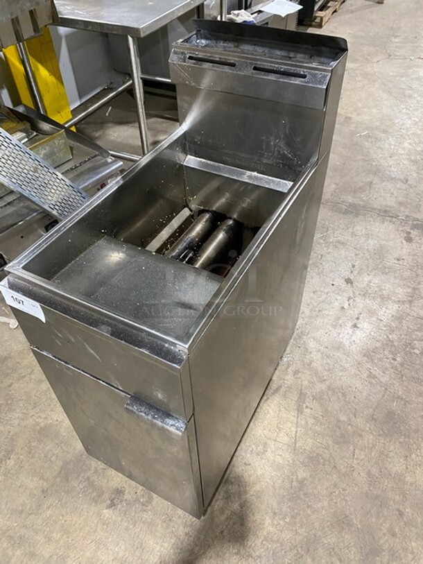 All Stainless Steel! Commercial Natural Gas Powered Deep Fat Fryer! With Backsplash!  On Legs! - Image 9 of 9