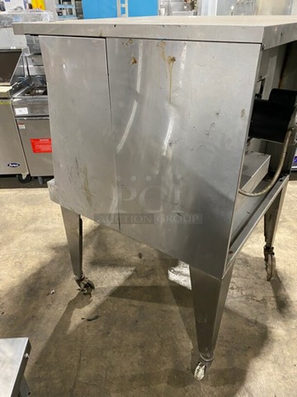 Garland Master 200 SERIES Commercial Electric Powered Convection Oven! With View Through Doors! Metal Oven Racks! All Stainless Steel! On Casters! WORKING WHEN REMOVED! Model: MCOES10S SN: 1106230001389 208V 60HZ 1 Phase - Image 4 of 8