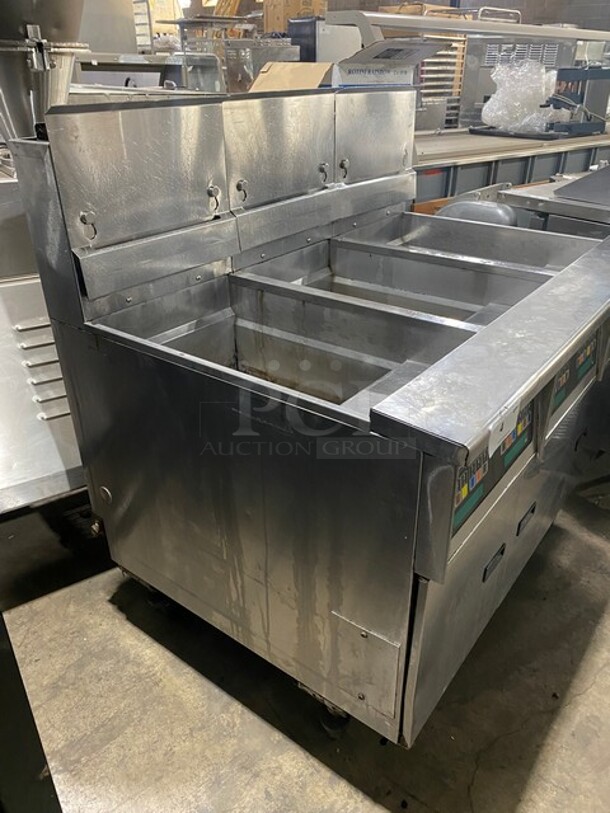 PITCO Soltice Series Frialator Stainless Steel Commercial Natural Gas Powered 3 Bay Deep Fat Fryer! Model:SSH60 Serial G12FC026375! On Commercial Casters! - Image 2 of 11