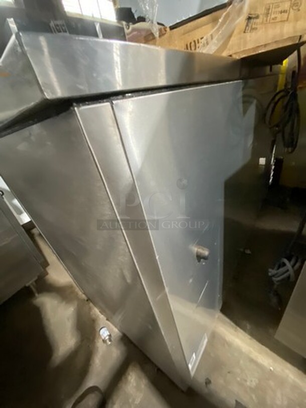 True Commercial 2 Door Bar Back Cooler! With Solid Doors! All Stainless Steel! Model: TBB3SHC SN: 9311069 115V 60HZ 1 Phase - Image 3 of 8