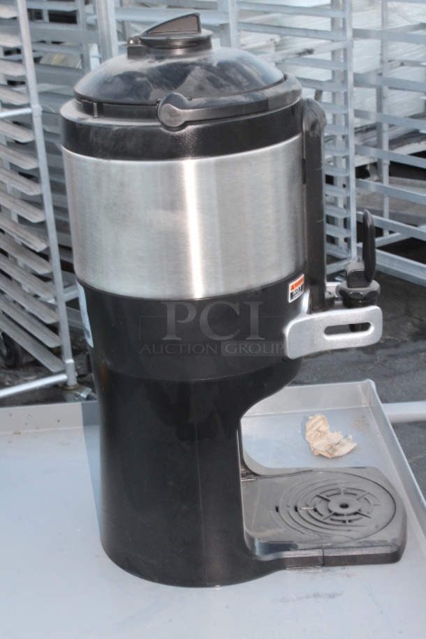 BRAND NEW SCRATCH & DENT! Bunn 44000.0200 TF 1 Gallon Stainless Steel ThermoFresh Server with Mechanical Sight Gauge and Base. S/N: TFC1183281 - Image 6 of 6