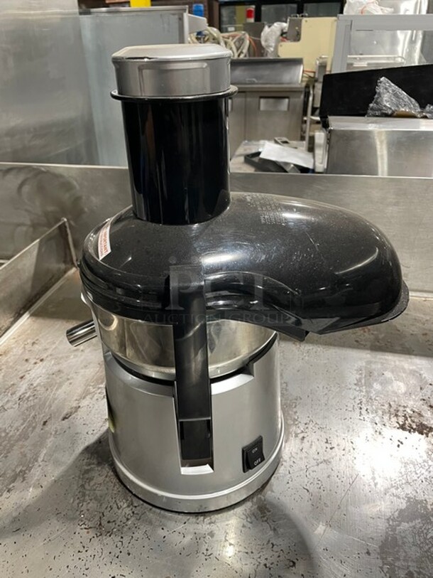 Omega Commercial Countertop Mega Mouth Juicer! With XL Feed Chute! 120V! Model: BMJ330!  - Image 2 of 7