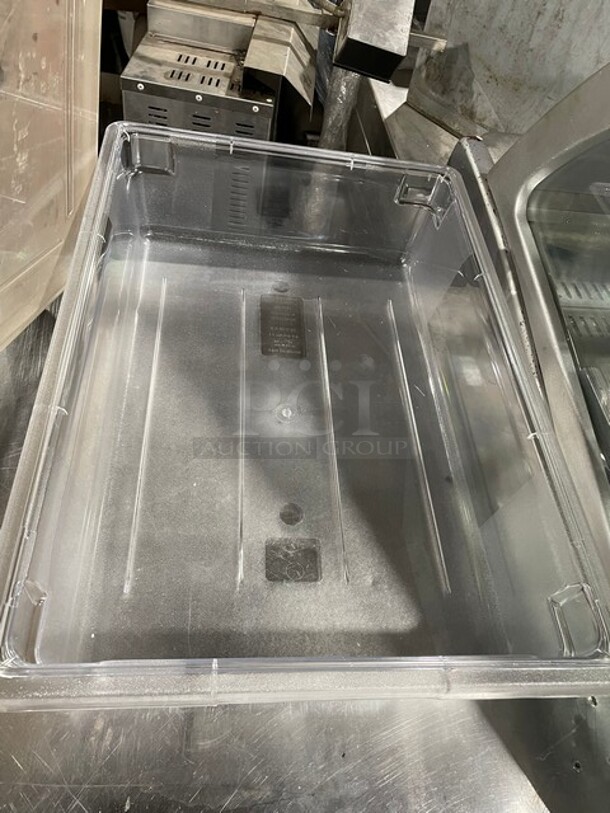 Carlisle Polycarbonate Food Storage Container! With Lid! Model: N10621-PC! - Image 3 of 4