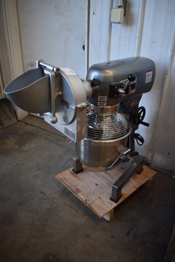 BRAND NEW! Avantco MX20 Metal Commercial 20 Quart Planetary Dough Mixer w/ Pelican Head, Stainless Steel Mixing Bowl, Bowl Guard, Paddle, Whisk and Dough Hook Attachments. 120 Volts, 1 Phase. 18x35x32. Tested and Working!