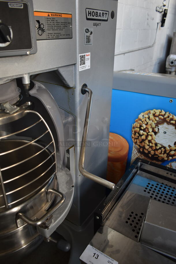 Hobart Legacy HL300 Metal Commercial Floor Style 30 Quart Planetary Dough Mixer w/ Stainless Steel Mixing Bowl and Bowl Guard. 100-120 Volts, 1 Phase. Tested and Working! - Image 7 of 9