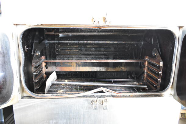 Southern Pride SP-750 Stainless Steel Commercial Floor Style Natural Gas Powered Smoker on Commercial Casters. 150,000 BTU.  - Image 6 of 10