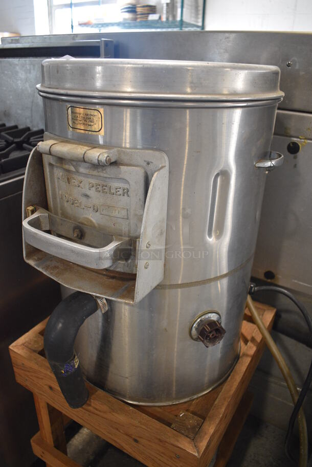 Univex Model D Metal Commercial Countertop Potato Peeler on Wooden Stand. 17x18x46. Tested and Working! - Image 3 of 6