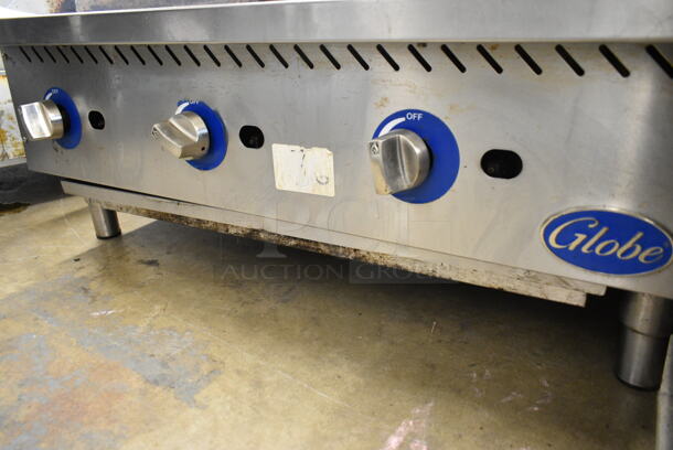 Globe Stainless Steel Commercial Countertop Natural Gas Powered Charbroiler Grill.  - Image 2 of 3