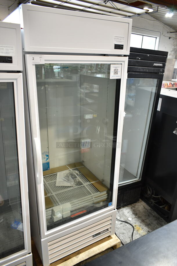 BRAND NEW SCRATCH AND DENT! 2024 True TSCI-600R-G-PH Metal Commercial Single Door Cooler Merchandiser w/ Poly Coated Racks. 115 Volts, 1 Phase. Tested and Working! - Image 2 of 8