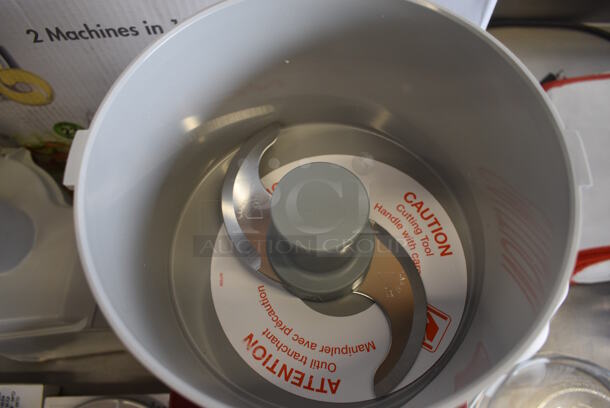 BRAND NEW IN BOX! Robot Coupe Model R2N Metal Commercial Countertop Food Processor w/ Bowl, Lid, S Blade, Continuous Feed Head, 27577 Grater Blade, 27566 Slicer Blade. 120 Volts, 1 Phase. 8x11x18. Tested and Working! - Image 7 of 9