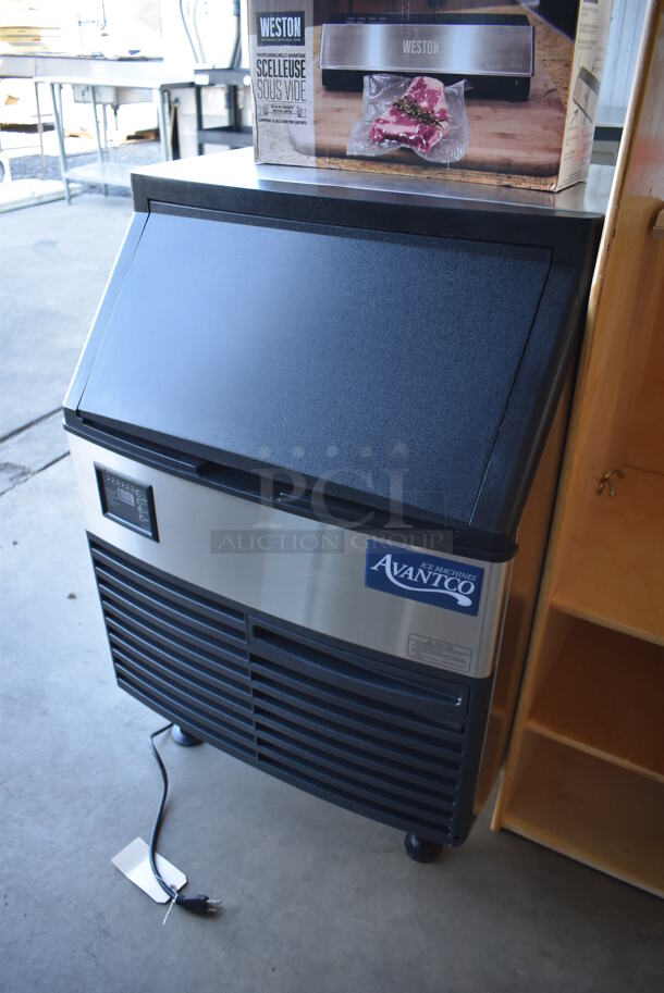 BRAND NEW! 2022 Avantco Ice UC-F-210-A Stainless Steel Commercial Undercounter Self Contained Full Cube Ice Machine/ Produces 222 lb per day. 115 Volts, 1 Phase. 26x26.5x39. Tested and Working! - Image 3 of 7