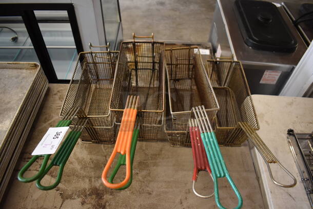 7 Various Metal Fry Baskets. Includes 6.5x25x11. 7 Times Your Bid! - Image 1 of 9