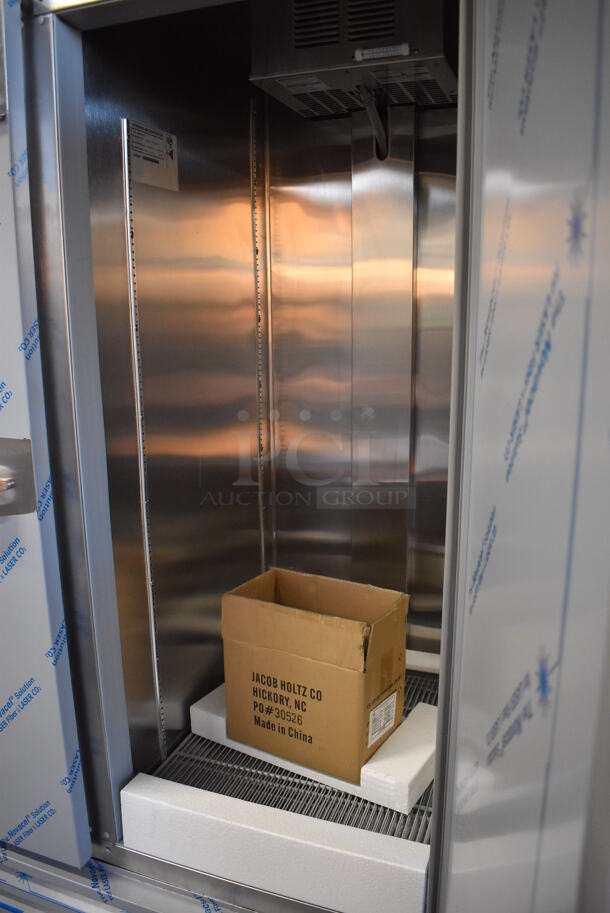 BRAND NEW! Beverage Air HBRF49HC-1-A Stainless Steel Commercial 2 Door Reach In Cooler Freezer Combo Unit on Commercial Casters. Comes w/ Poly Coated Racks. 115 Volts, 1 Phase. 51.5x32x84. Tested and Working! - Image 11 of 12