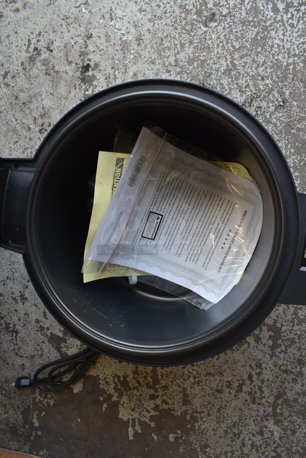 BRAND NEW SCRATCH AND DENT! Winco RC-S300 Stainless Steel Commercial Countertop Advanced Electric Rice Cooker Warmer. - Image 9 of 11