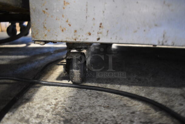 Victory Model UR-27-SST Stainless Steel Commercial Single Door Undercounter Cooler on Commercial Casters. 115 Volts, 1 Phase. 27x30x34. Tested and Working! - Image 5 of 6