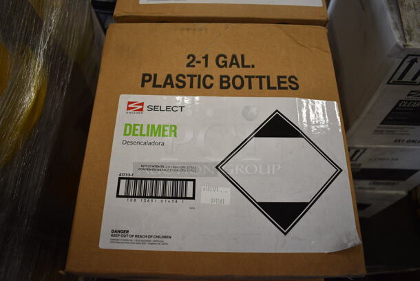 16 Boxes of BRAND NEW Swisher Select Delimer. 2 Bottles Per Box. Total of 32 Bottles. 16 Times Your Bid! - Image 3 of 3