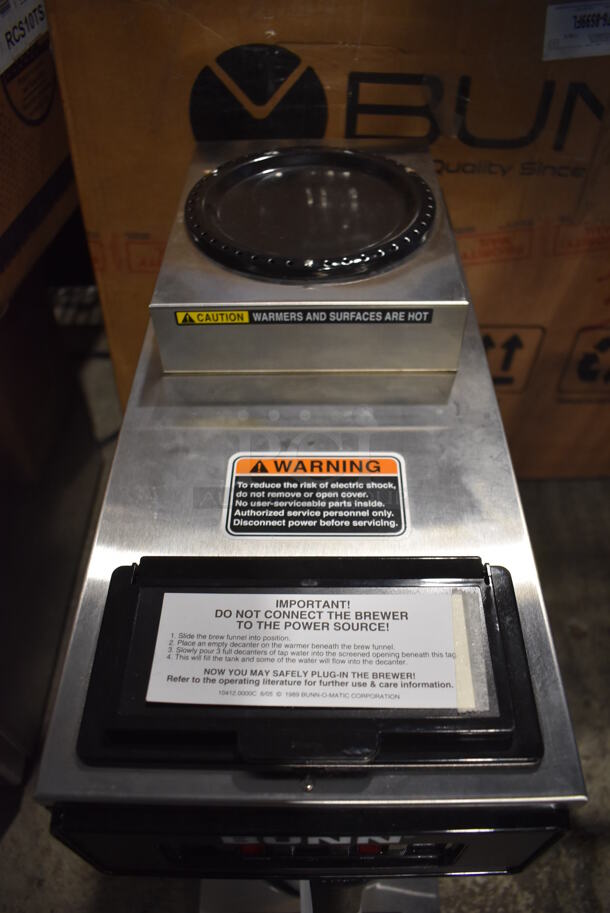 BRAND NEW IN BOX! 2022 Bunn VP17-2 Stainless Steel Commercial Countertop Low Profile Pourover 2 Burner Coffee Brewer w/ Poly Brew Basket and Poly Pitcher. 120 Volts, 1 Phase. 8x18x20. Tested and Working! - Image 5 of 7