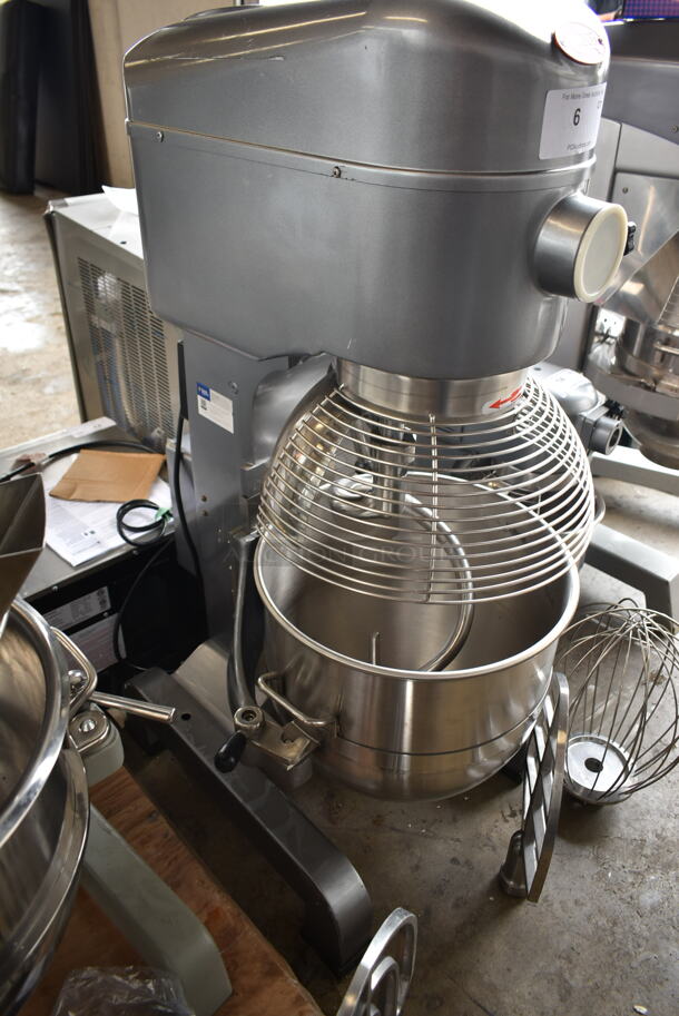 BRAND NEW SCRATCH AND DENT! Avantco 177MX40H Metal Commercial Floor Style 40 Quart Planetary Dough Mixer w/ Stainless Steel Mixing Bowl, Bowl Guard, Dough Hook, Paddle and Whisk Attachments. 240 Volts, 1 Phase.  - Image 6 of 11