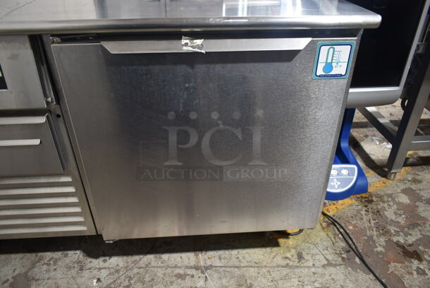 Traulsen SmartChill Stainless Steel Commercial Work Top Blast Freezer w/ 3 Probes on Commercial Casters. 115 Volts, 1 Phase. - Image 4 of 7