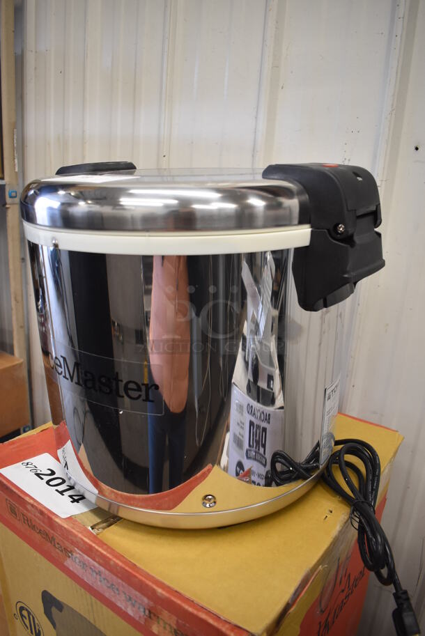BRAND NEW IN BOX! 2022 Town 56919 Stainless Steel Commercial Countertop 92 Cup Commercial Rice Warmer. 120 Volts, 1 Phase. 18x15x16. Tested and Working! - Image 2 of 8