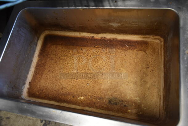 Winco FW-S600 Stainless Steel Commercial Countertop Food Warmer. 120 Volts, 1 Phase. Tested and Working! - Image 7 of 7