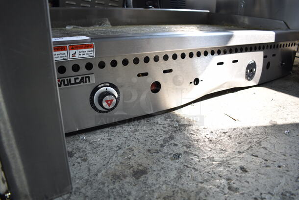 BRAND NEW SCRATCH AND DENT! Vulcan VCRG48-11 Stainless Steel Commercial Countertop Natural Gas 48" Countertop Griddle with Manual Controls. 100,000 BTU - Image 4 of 5