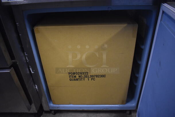 Delfield 406-STAR4 Stainless Steel Commercial Single Door Undercounter Cooler w/ Metal Rack on Commercial Casters. 115 Volts, 1 Phase. 27x29x32. Tested and Working! - Image 4 of 7