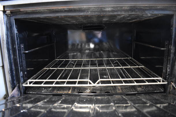US Range Model S-6-26 Stainless Steel Commercial Natural Gas Powered 6 Burner Range w/ Oven, Over Shelf and Back Splash. 36x34x58 - Image 4 of 7