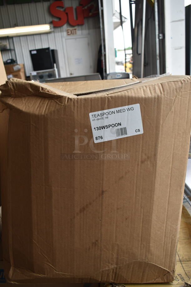 PALLET LOT of 14 BRAND NEW Boxes Including 130WSPOON Choice Medium Weight White Plastic Teaspoon - 1000/Case, 500TW14 Choice 14 oz. Translucent Thin Wall Plastic Cold Cup - 1000/Case, 3 Box 127DM16BULK Choice 16 oz. Ultra Clear PET Plastic Round Deli Container - 500/Case, 500CFT Lavex C Fold Towels, 2 Box 966UPWIDE OneUp by Choice White 1-Ply Wide Interfold 6 1/2" x 8 1/2" Dispenser Napkin - 6000/Case. 14 Times Your Bid! - Image 3 of 7