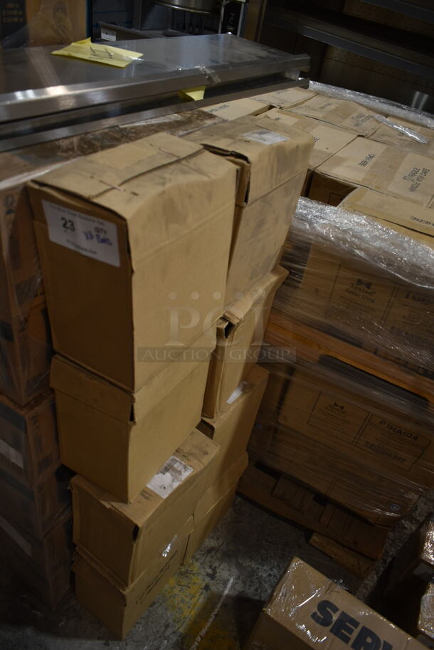8 BRAND NEW IN BOX! Figgjo 2575HH. 8 Times Your Bid! - Image 2 of 7