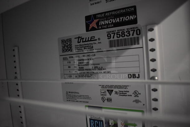 2019 True GDM-41SL-48-HC-LD Metal Commercial 2 Door Cooler Merchandiser w/ Poly Coated Racks. 115 Volts, 1 Phase. 47x21x49. Tested and Working! - Image 4 of 5