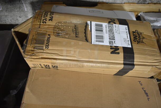 PALLET LOT of 35 BRAND NEW Boxes Including 5005DNAPFLTE Choice Touchstone White Linen-feel Dinner Napkin, 128HD8COMBO Choice Microwavable Translucent Plastic Deli Container and Lid, 2 Box 500L1020B Choice Black Hot Paper Cup Travel Lid, 485COLWNEON Choice Neon Wrapped Straw, 245CB12 Choice Customizable Plain Pizza Box, 500MF993B1C Choice 9" x 9" 1-Compartment Microwaveable Black Mineral-Filled Plastic Hinged Take-Out Container - 150/Case, RK12 Fabri-Kal RK Ribbed Cold Drink Cups, 12oz, Translucent, 50/Sleeve, 20 Sleeves/Carton, 2 Box 760V32 Carnival King 32 oz. Popcorn Cup - 500/Case, 760VP64 Carnival King Popcorn Bucket, Kari-out Company Japanese style Bamboo Chopsticks. 35 Times Your Bid! - Image 9 of 12
