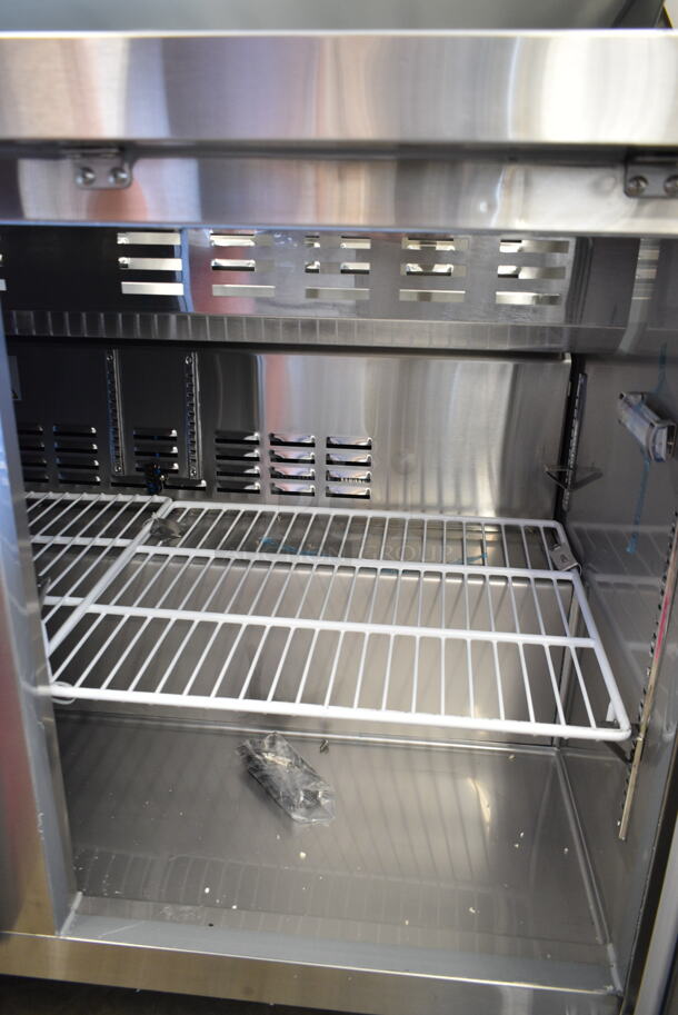 BRAND NEW SCRATCH AND DENT! 2022 Avantco 178SSPT48HC Stainless Steel Commercial 46 3/4" 2 Door Refrigerated Sandwich Prep Table Bain Marie Mega Top on Commercial Casters. 115 Volts, 1 Phase. Tested and Working! - Image 6 of 9