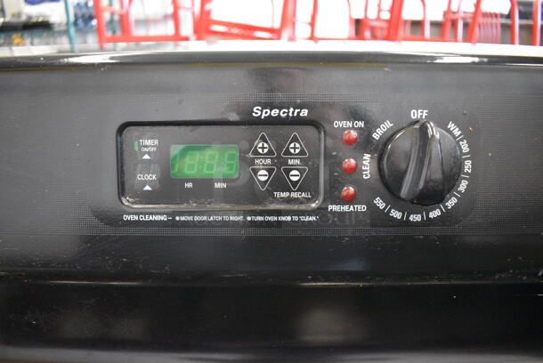 Spectra Metal Commercial Natural Gas Powered 4 Burner Range w/ Oven. 30x26x47 - Image 5 of 9