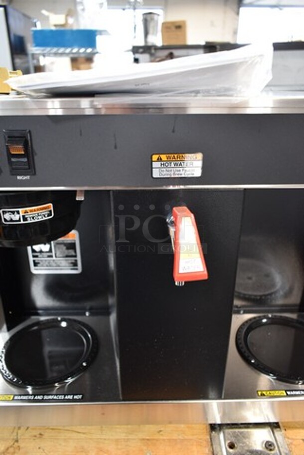 BRAND NEW SCRATCH AND DENT! 2022 Bunn VLPF 07400.0005 Stainless Steel Commercial Automatic Coffee Brewer with Two Lower Warmers. 120 Volts, 1 Phase.  - Image 6 of 7