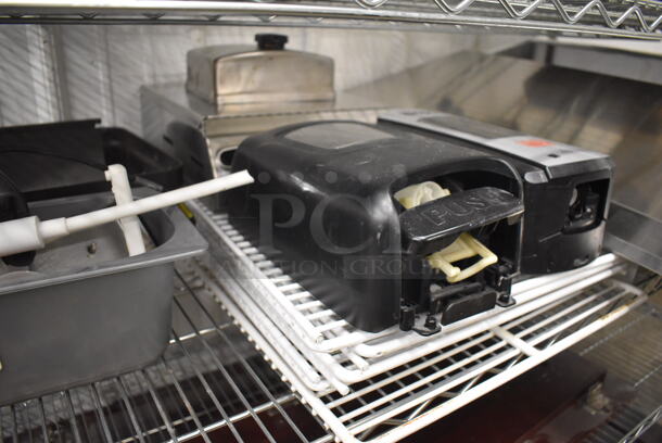 ALL ONE MONEY! Tier Lot of Various Items Including Soap Dispensers and Stands - Image 6 of 9