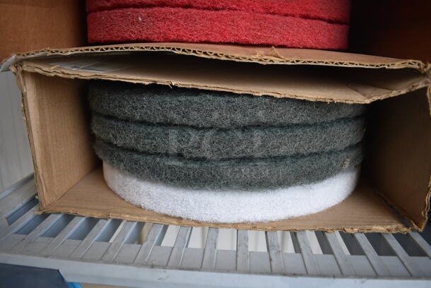 ALL ONE MONEY! Lot of 7 Round Floor Cleaning Pads! Includes 13x13x1 - Image 3 of 4