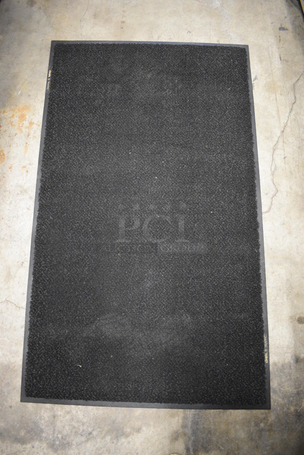 Black Floor Rug. 55.5x33