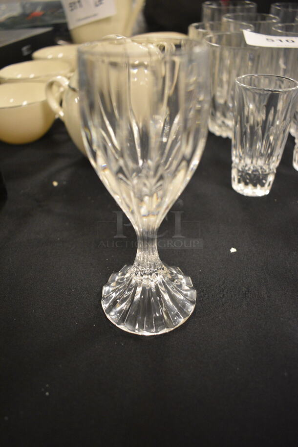 ALL ONE MONEY! Lot of Various Glassware - Image 7 of 8